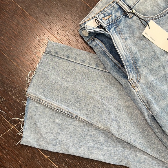 Straight leg “Mom” jeans mid wash - Picture 3 of 6